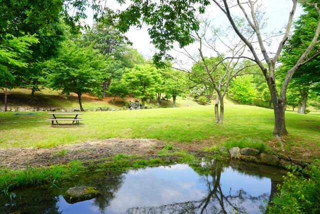 平瀬緑地は長野で女装子、男の娘、ニューハーフと出会いがあるスポット