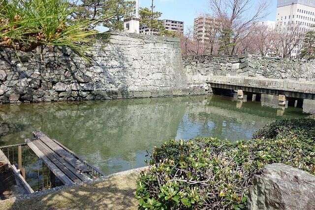 徳島中央公園は徳島で女装子、男の娘、ニューハーフと出会いがあるスポット